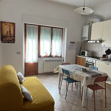 Ro Ma Apartment
